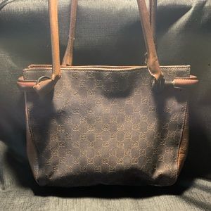 Gucci shoulder bag